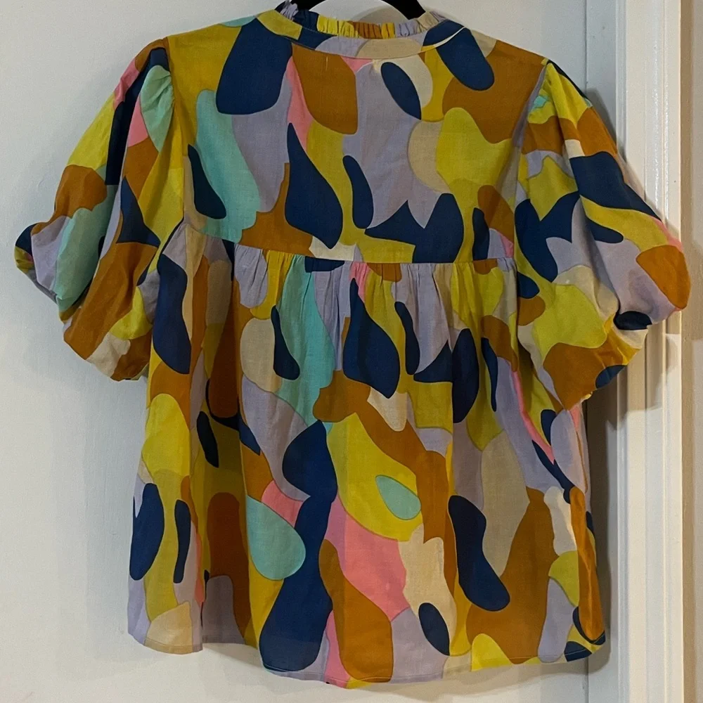 THML Multicolor Abstract Women's Blouse - Picture 2 of 11